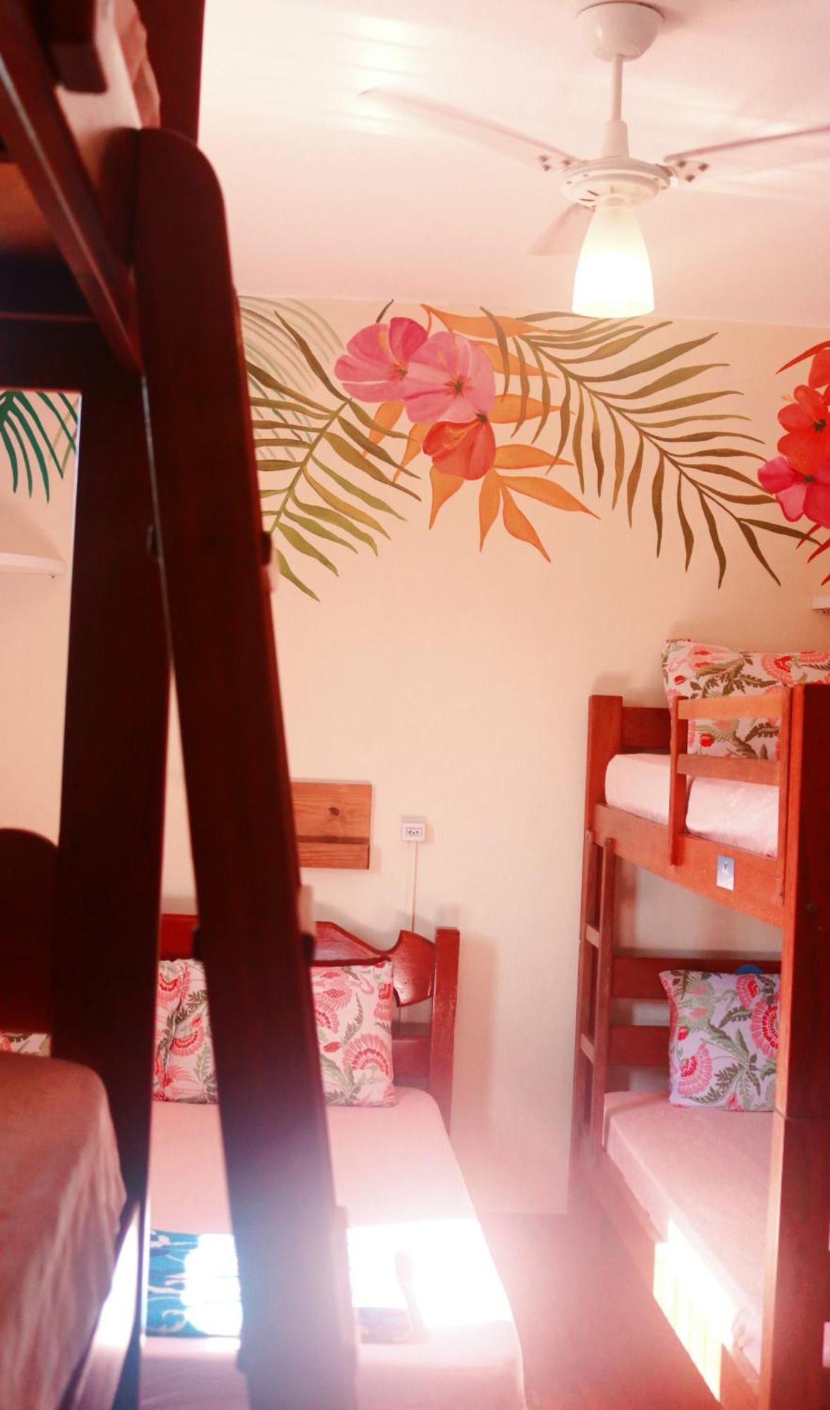 Ubatuba Wild Surf Hostel ภายนอก รูปภาพ