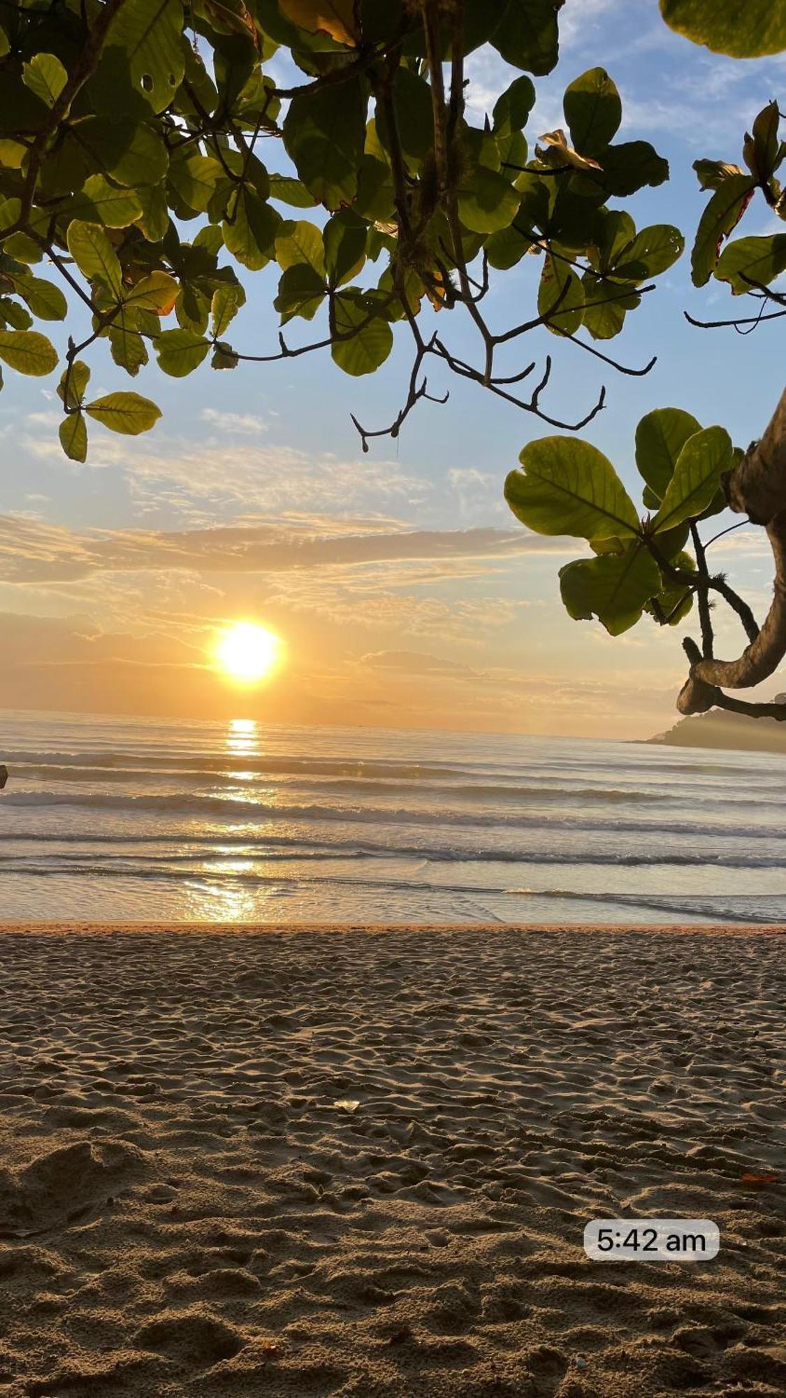 Ubatuba Wild Surf Hostel ภายนอก รูปภาพ